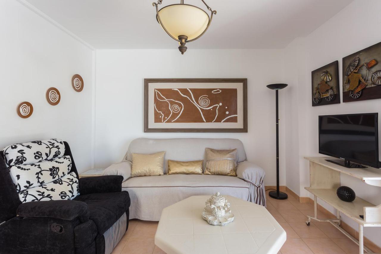 Villa Carmen à Oliva Extérieur photo